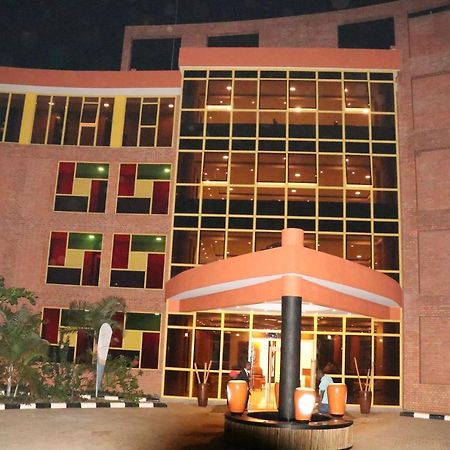 Sainte Famille Hotel Kigali Dış mekan fotoğraf