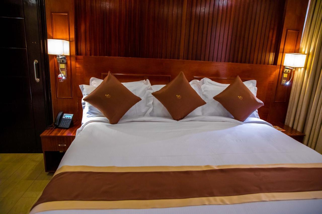Sainte Famille Hotel Kigali Dış mekan fotoğraf