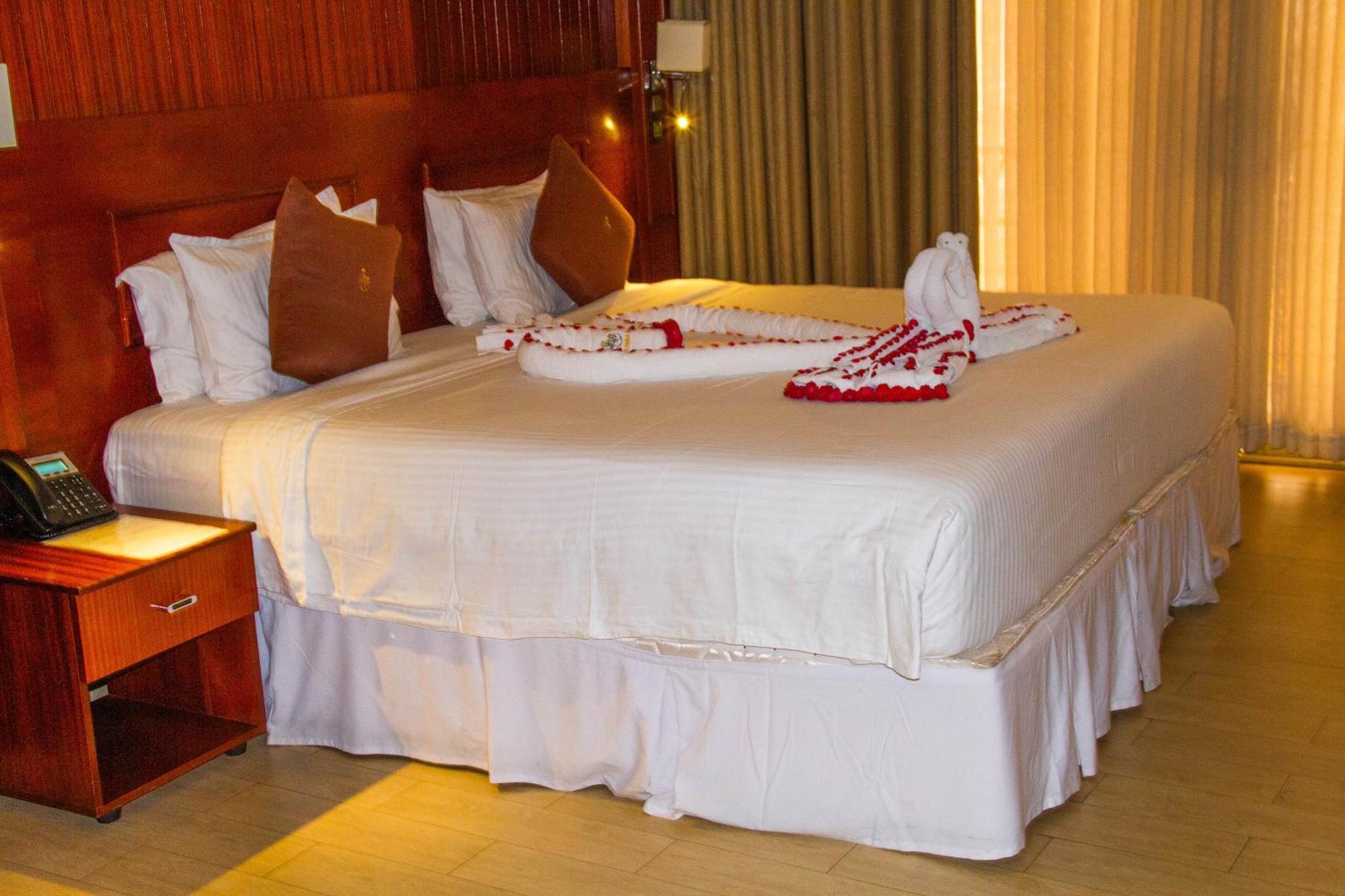 Sainte Famille Hotel Kigali Dış mekan fotoğraf