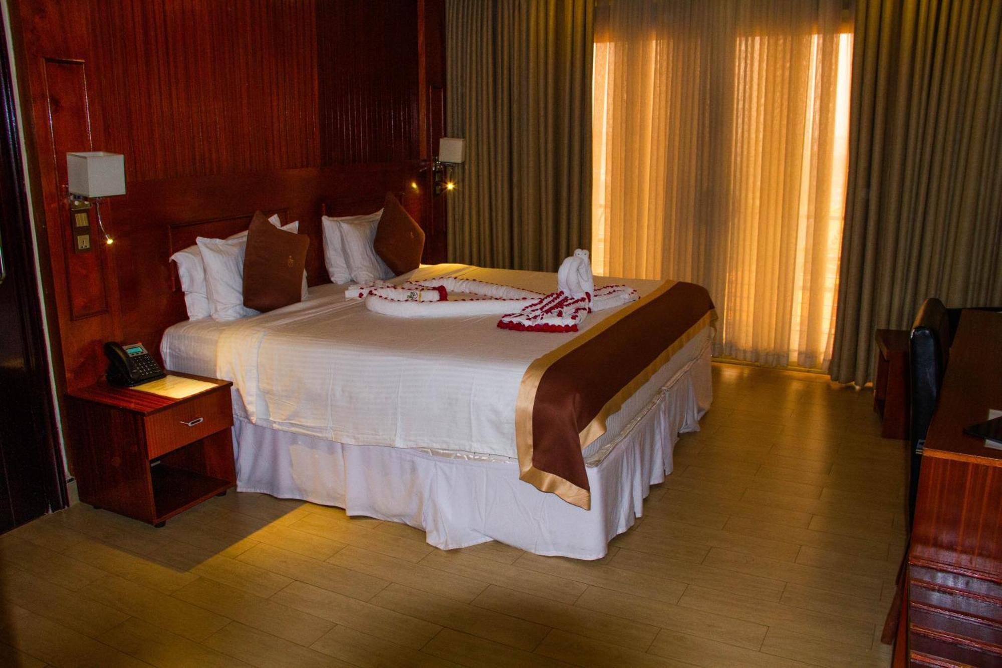 Sainte Famille Hotel Kigali Dış mekan fotoğraf