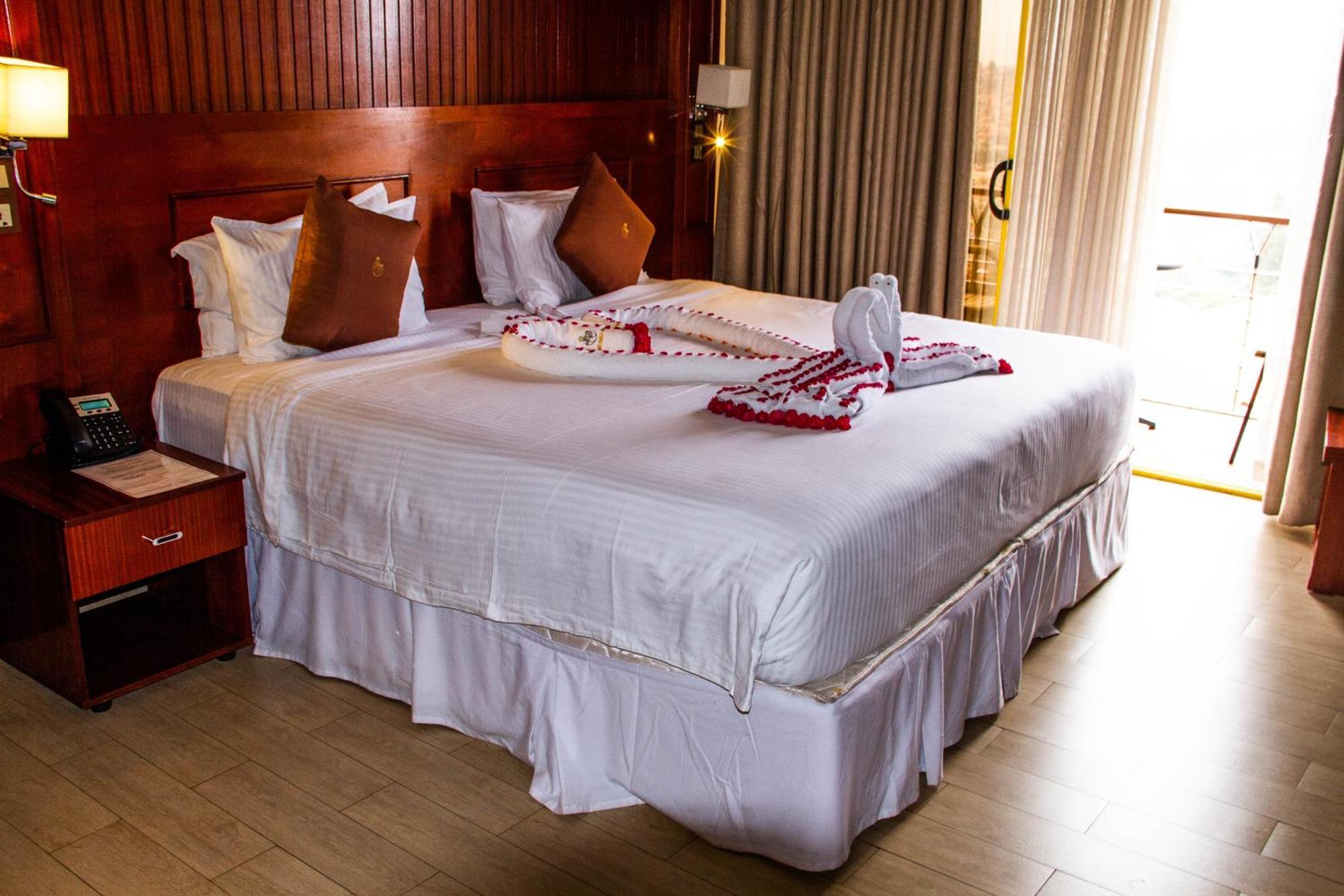 Sainte Famille Hotel Kigali Dış mekan fotoğraf