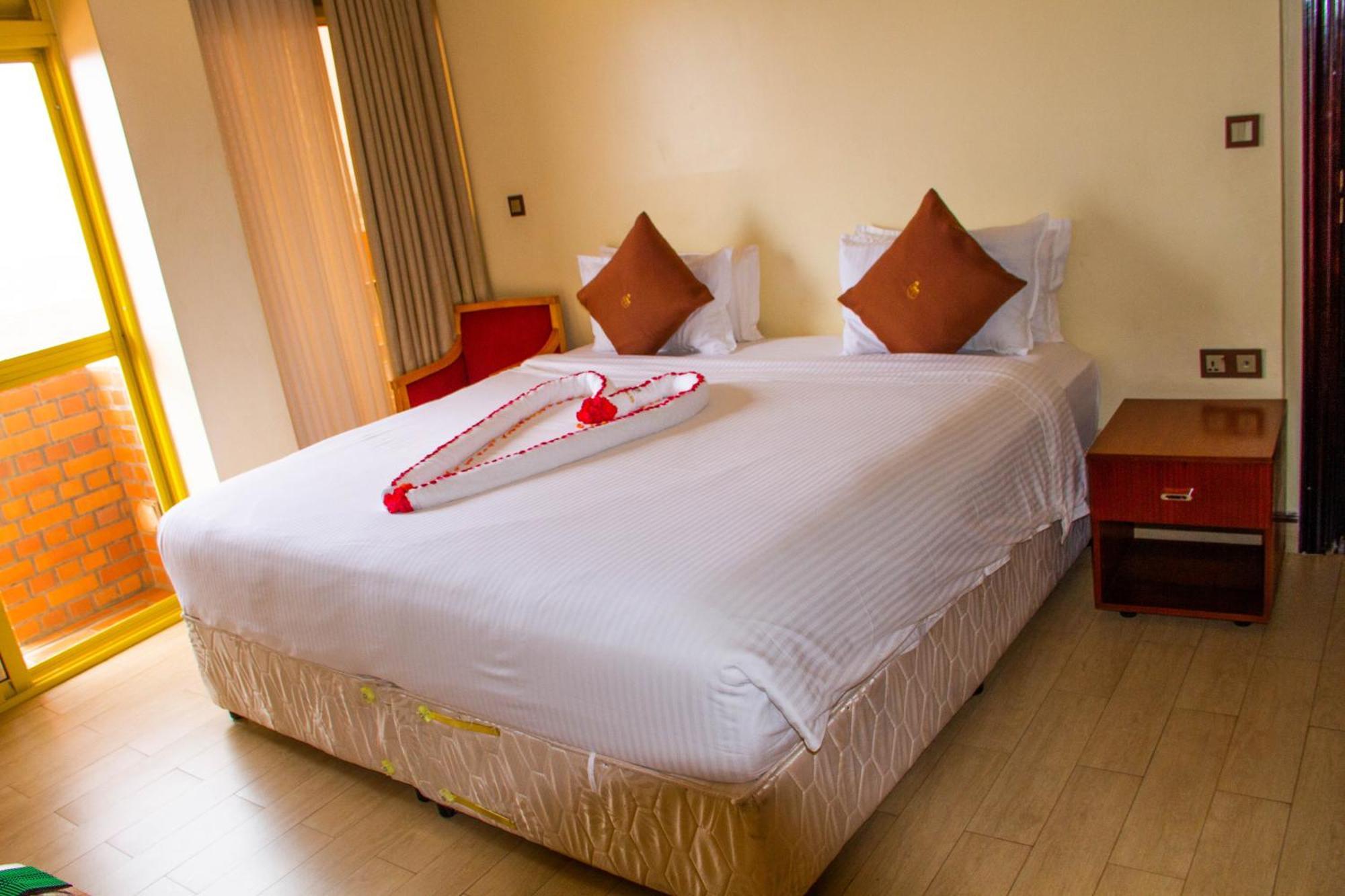 Sainte Famille Hotel Kigali Dış mekan fotoğraf