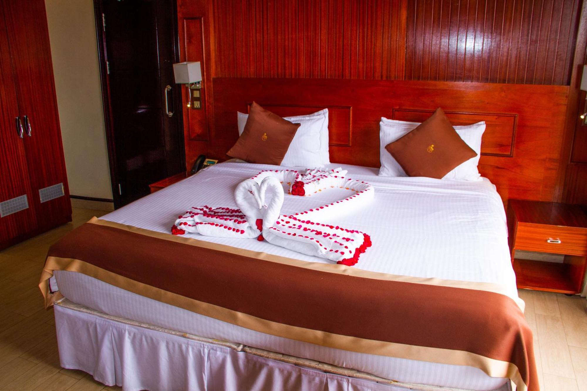 Sainte Famille Hotel Kigali Dış mekan fotoğraf