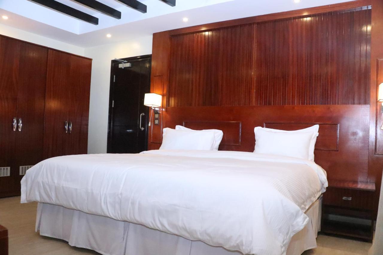 Sainte Famille Hotel Kigali Dış mekan fotoğraf