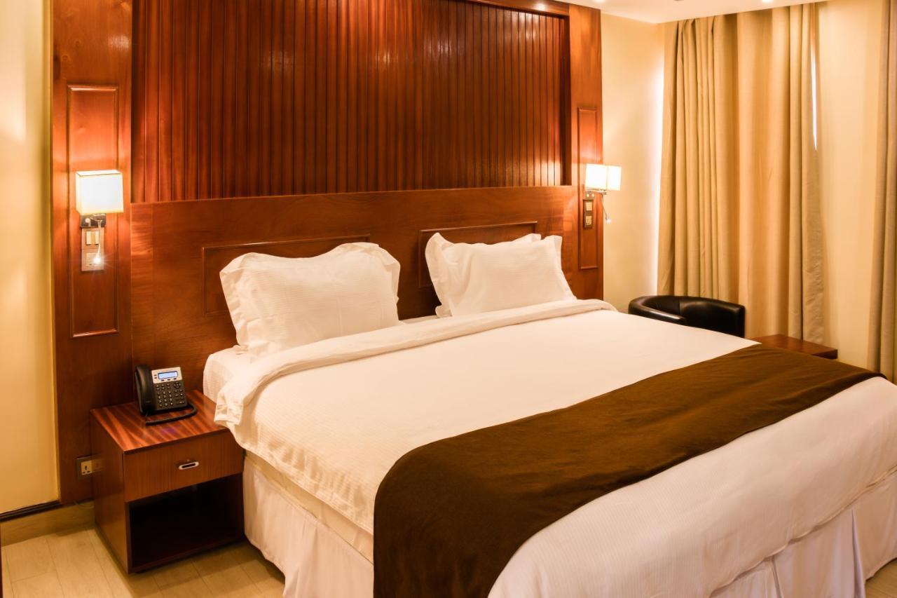 Sainte Famille Hotel Kigali Dış mekan fotoğraf